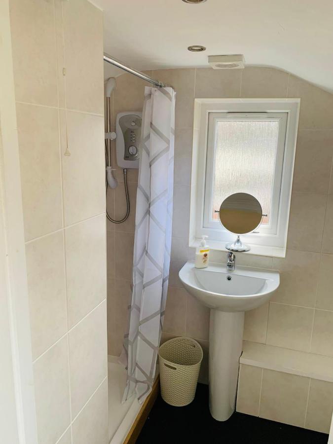 Nevis Rooms - Self Check In With Free Onsite Parking Inverlochy 외부 사진